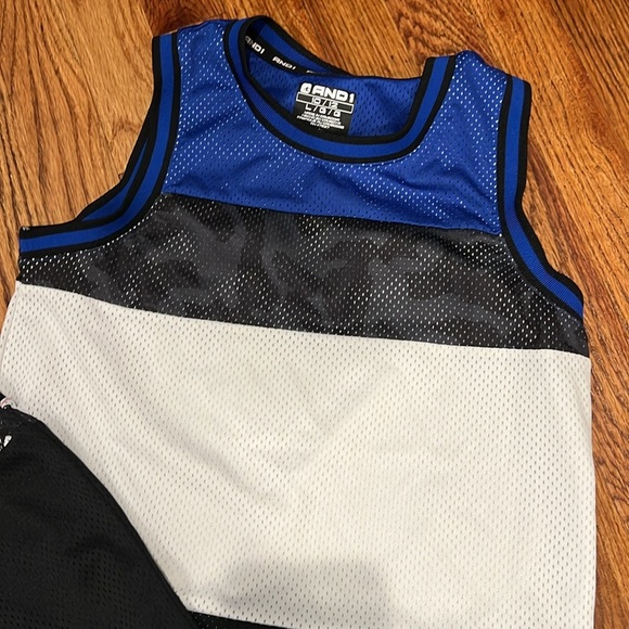 Mesh basketball jerseys size 9/10 - Picture 3 of 4